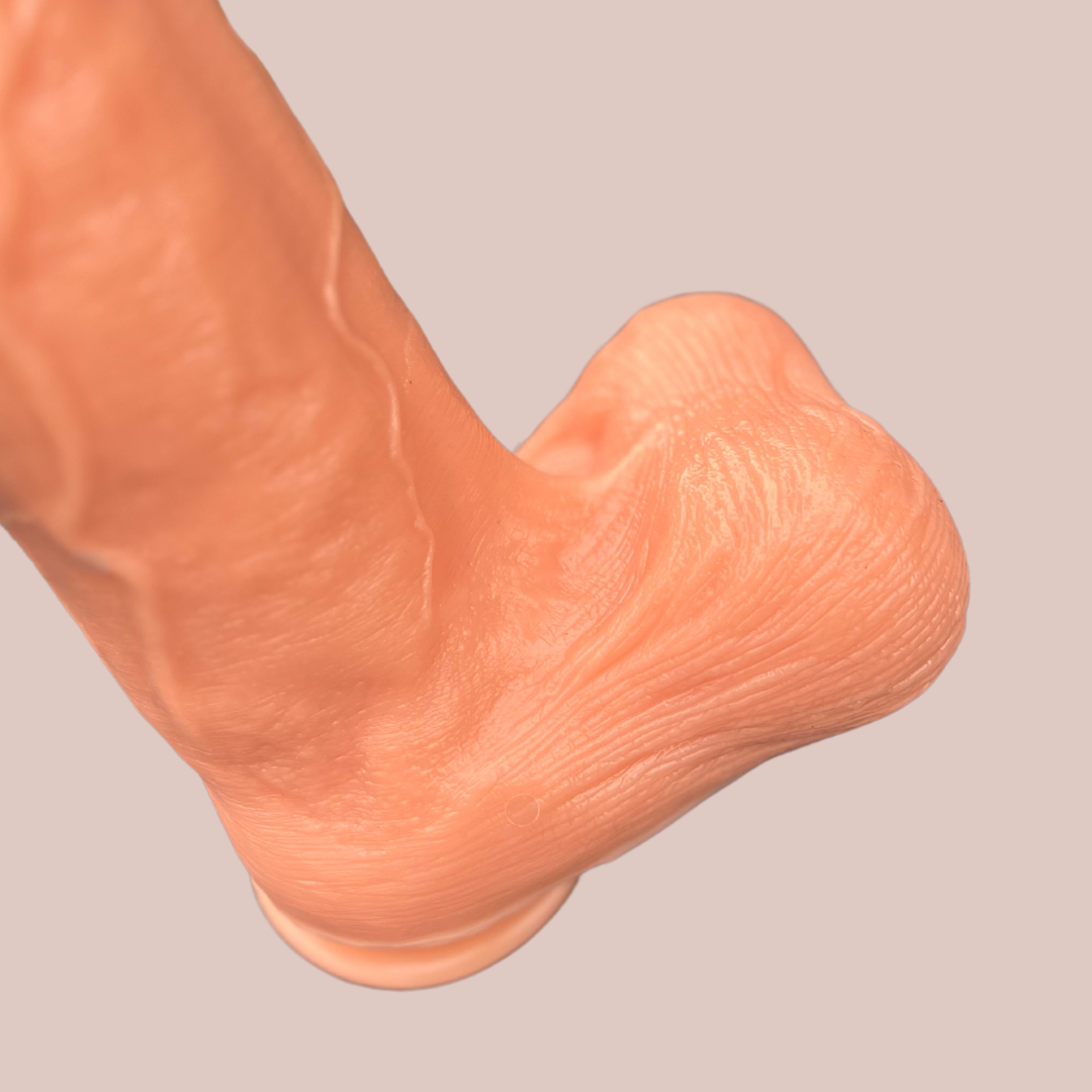 7 cm Thick Dildo