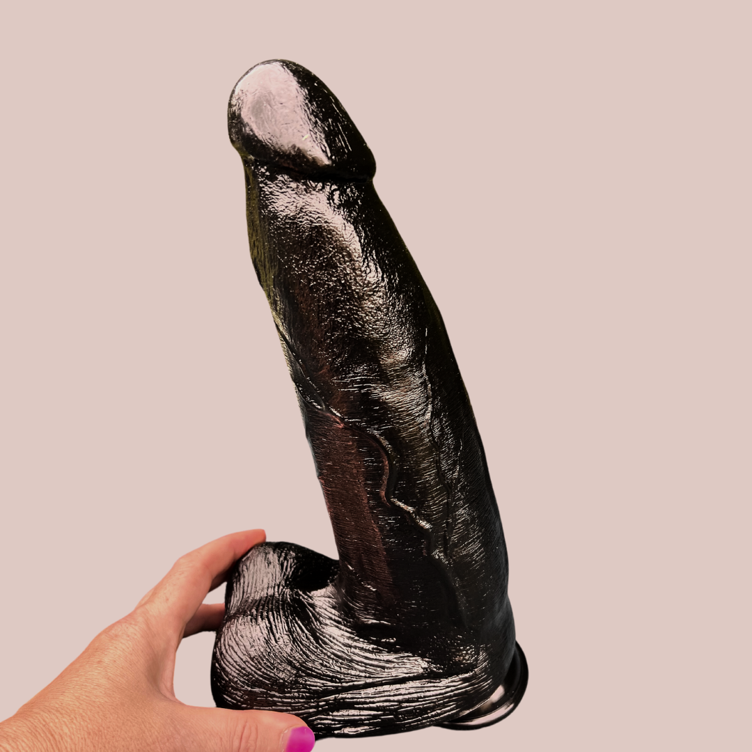 7 cm Thick Dildo