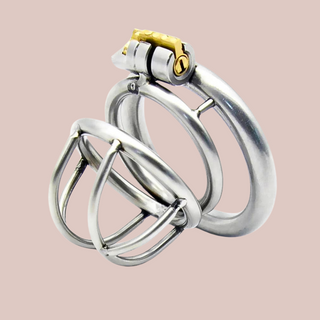The Chaste Bird Small Cock Cage, this image shows the angled head, the single body ring ensuring the 50 mm length, which is attached to the base ring and held in place with he integral lock.