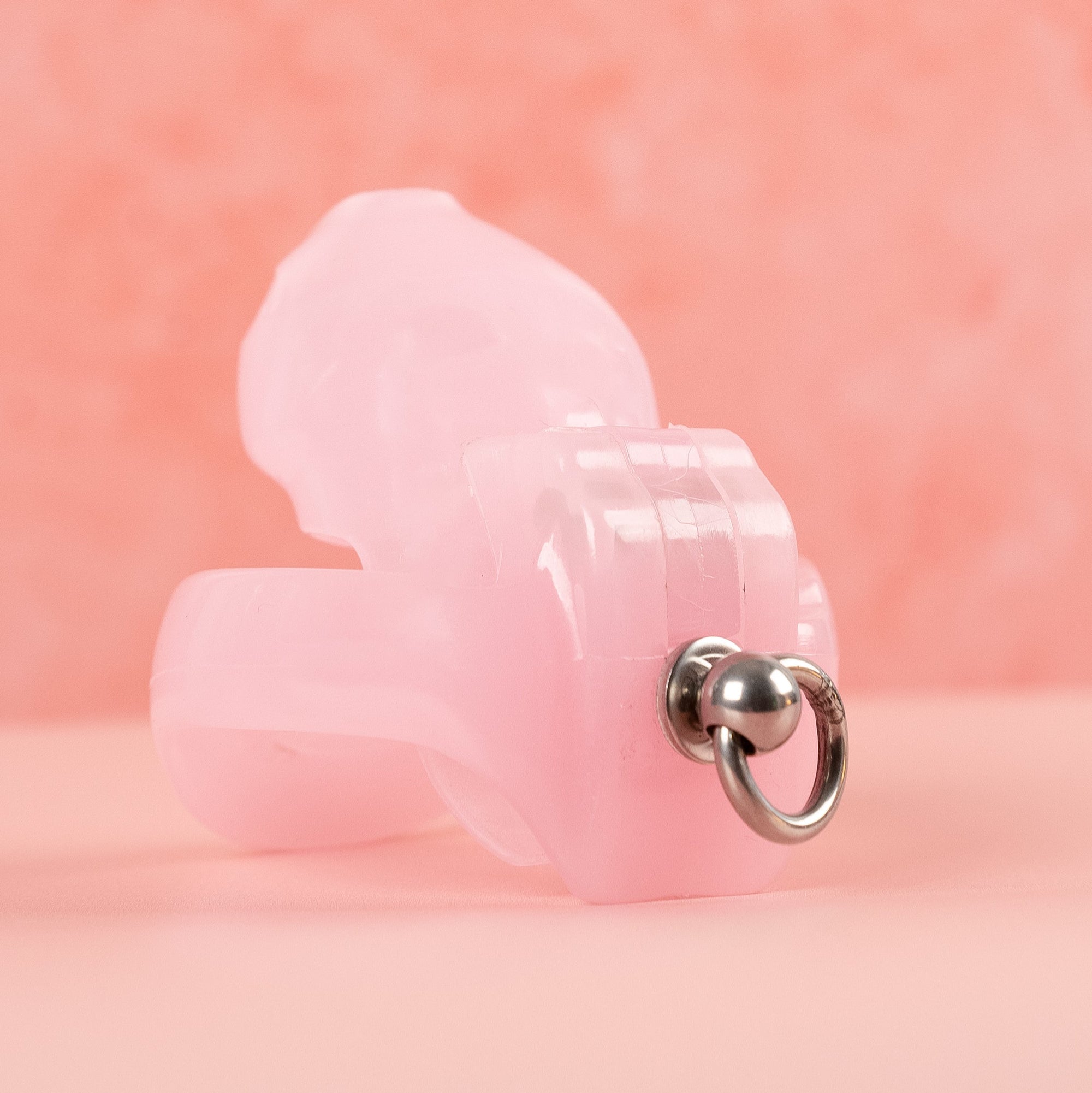 An alternate angle of the HTV4 base ring with binding loop.