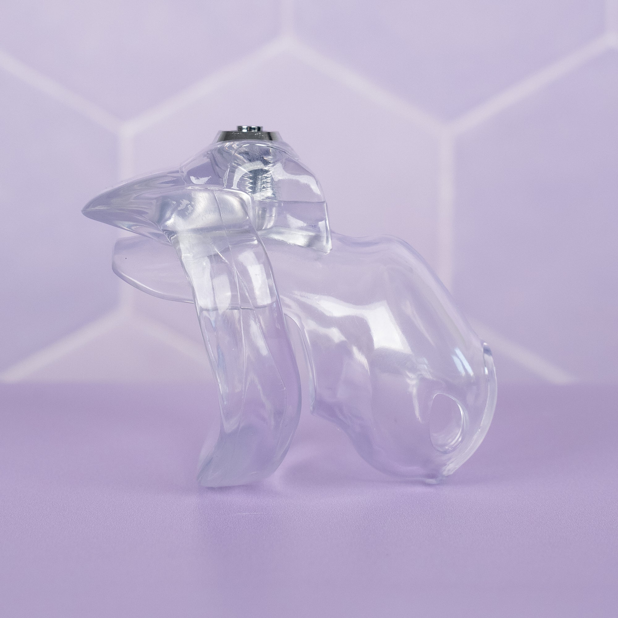 A side view of the HT V5 Nano in transparent, you can see the curved base ring.