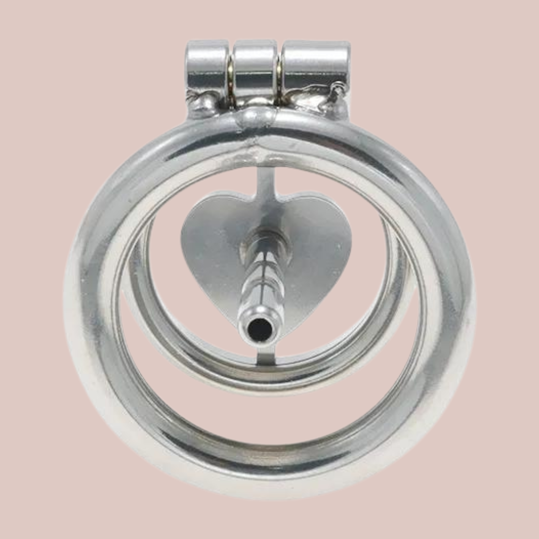 A rear view of the Lock My Heart chastity cage, you can see how the cage looks from the rear.