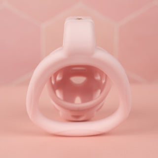 A rear view of the Jeusn Smooth, you can see the ergonomic shape to the base ring.