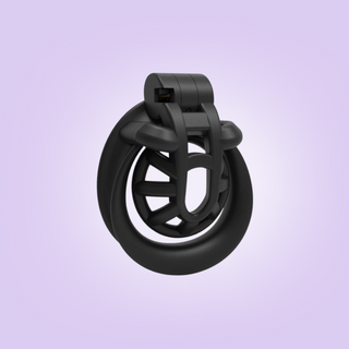 The Mamba Micro Negative is shown here from the front, you can see how the cage and base ring lock together.