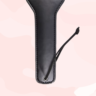 A close up of the wrist strap