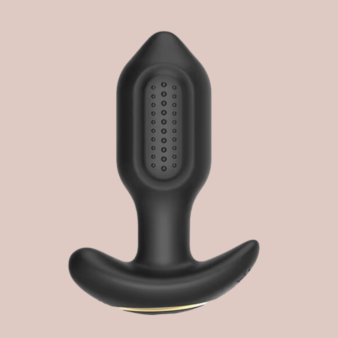 A side view of the plug, you can see the textured centre.